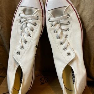 Mens white  converse!